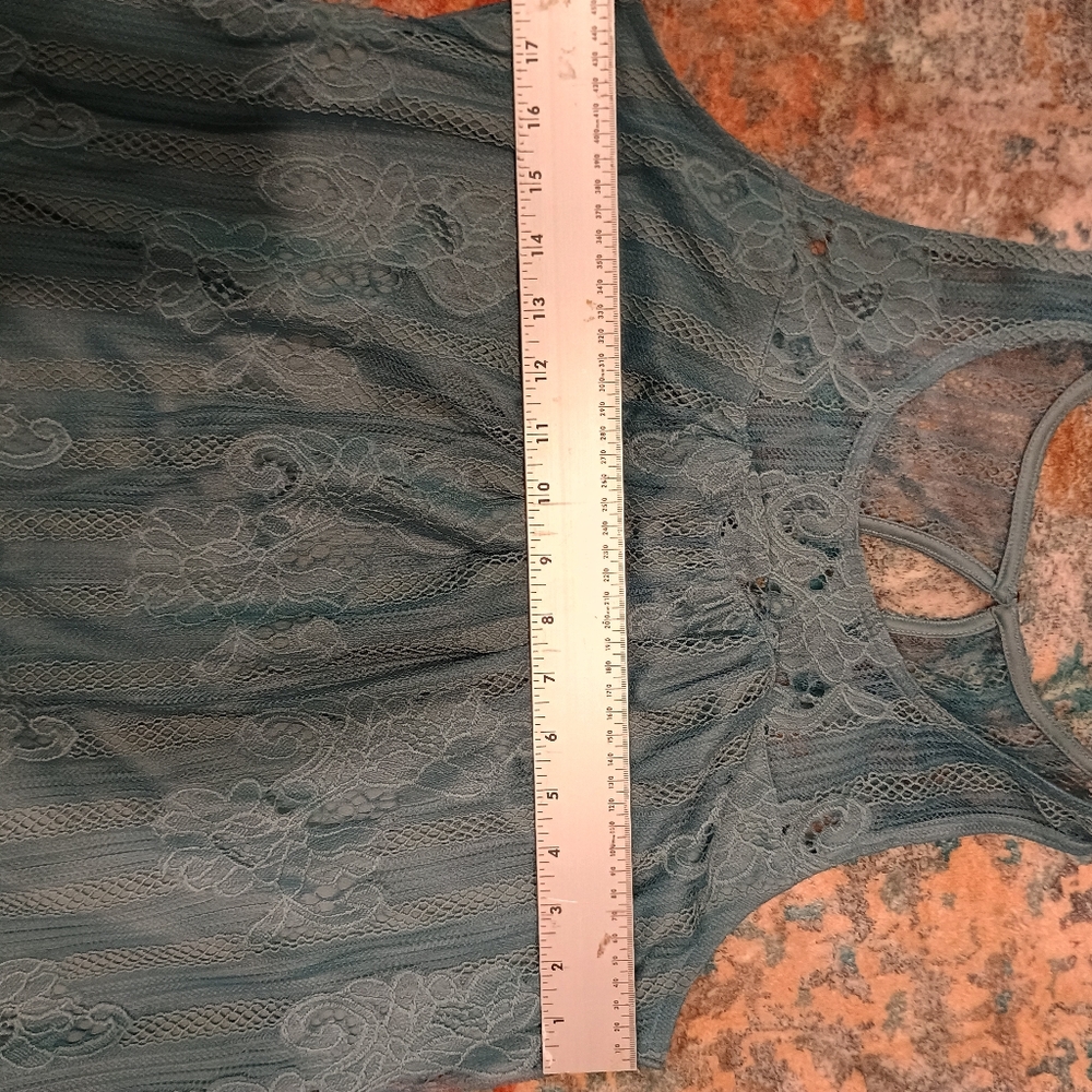 Maurices Lace Sleeveless Mesh Top in Teal Size Large - Picture 5 of 6